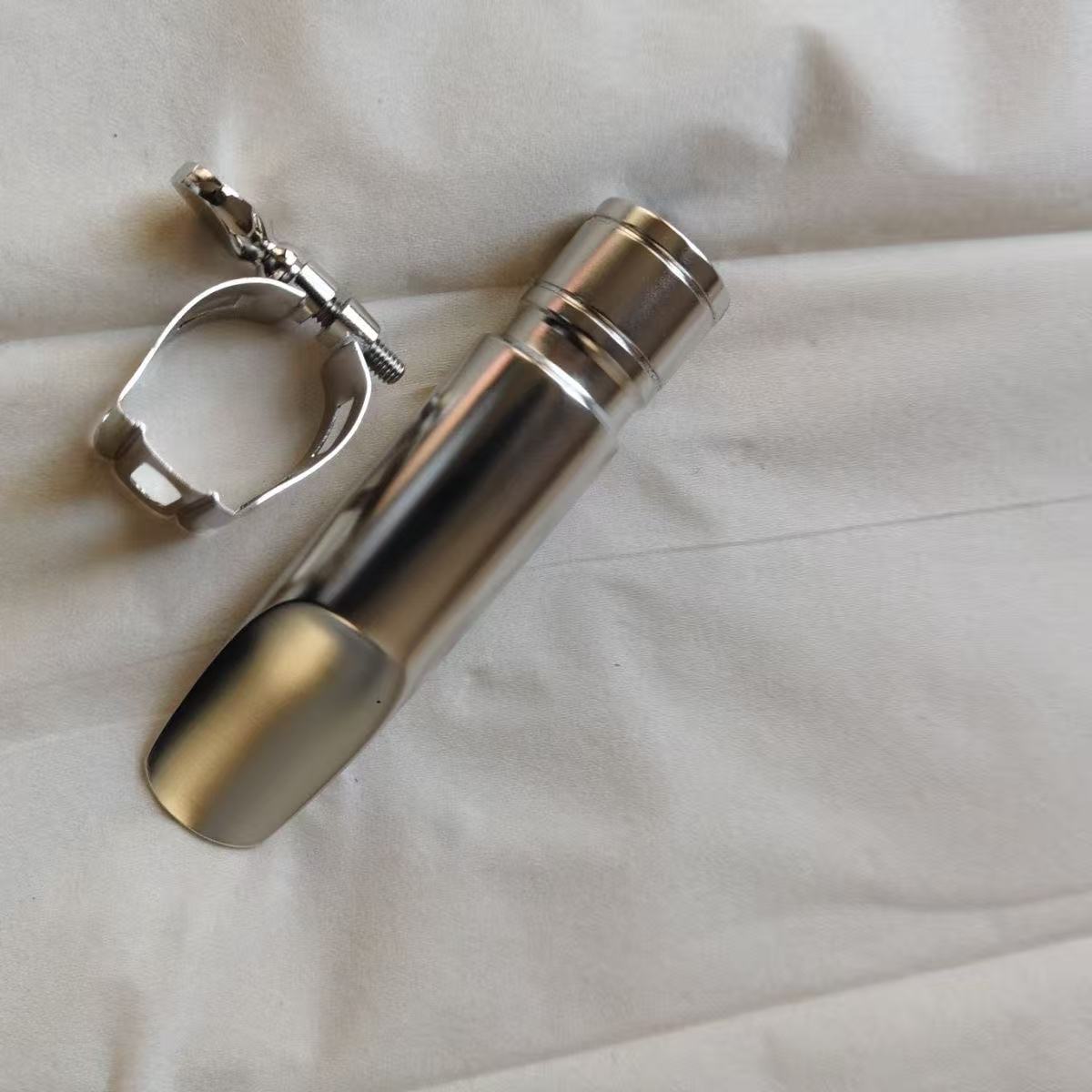 Nuovo Bocchino per Sassofono C - Musical Instrument Saxophone recensione e prezzo